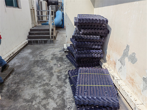 玻璃鋼冷卻塔噴淋系統的作用和組成