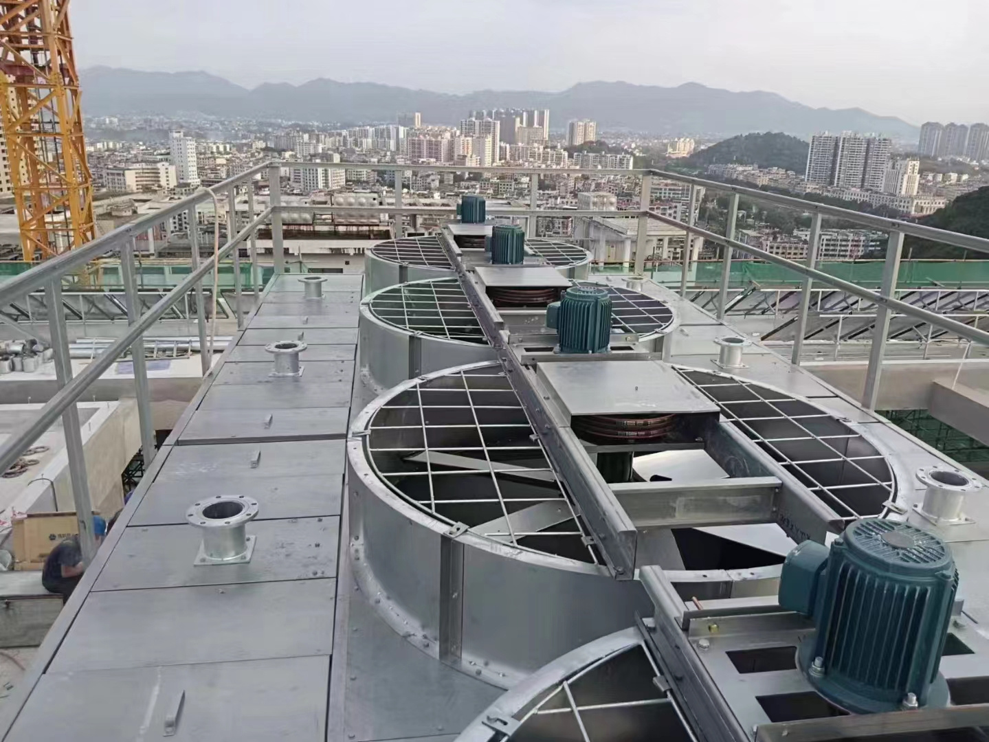 玻璃鋼冷卻塔配件的維護技術,玻璃鋼冷卻塔廠家直銷